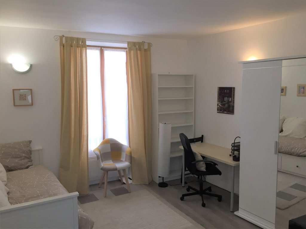 Studio-living-room-1